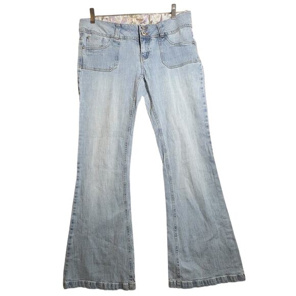 Vintage Y2K Low Rise Flare Jeans Sz 11 Bootcut 34X31 Medium Wash 90’s Retro Boho - Picture 1 of 16
